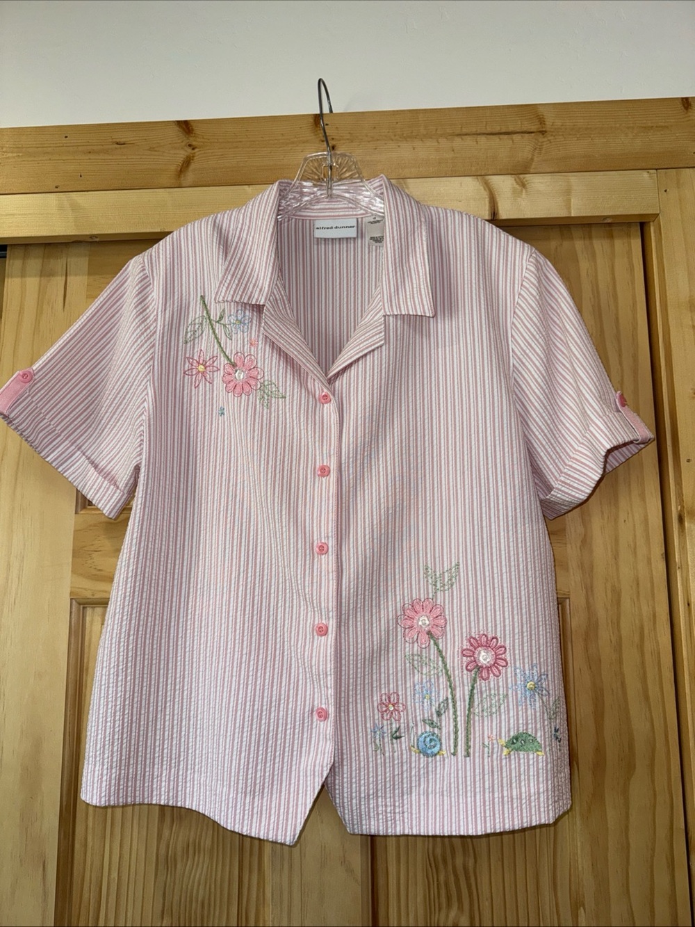 ALFRED DUNNER Women's Seersucker Shirt Pink Striped Embroidered Floral 16W